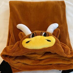 The Huggable Kids Throw Bill Hoodie UT orange Burt color